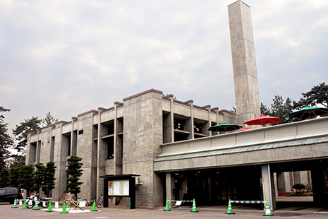 弘前市民会館